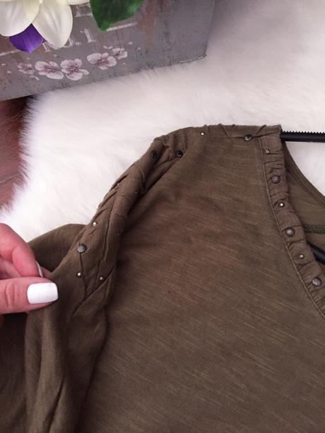 Army zelené tričko, stradivarius,s