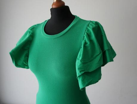 Zelené rebrované tričko s volánovými rukávmi, zara,m