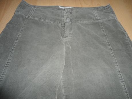 Manchestrove olivovo-zelene nohavice, 40