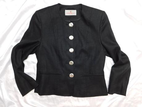 Luxusny tyrol blejzer ku kroju, 36