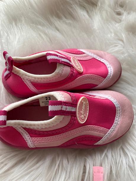 Šľapky topánky do vody, 23