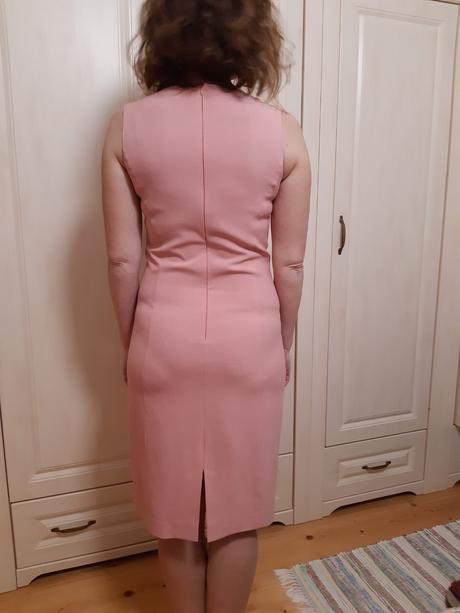 Puzdrove saty so sakom, 38