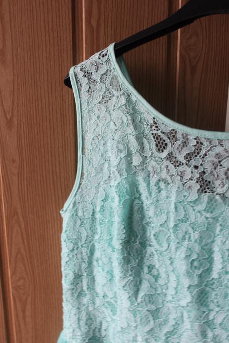 Spoločenské šaty, 40