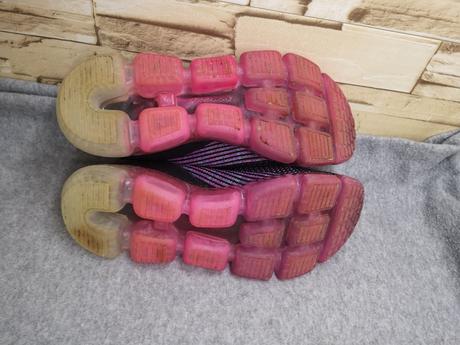 Skechers 37 - dámske dierkované tenisky, skechers,37