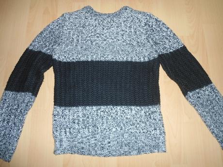 Čierno - sivý sveter, gate,m