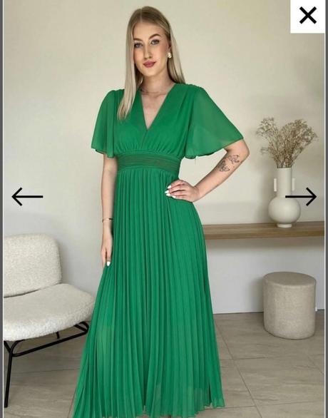 Plesové plisované šaty, 