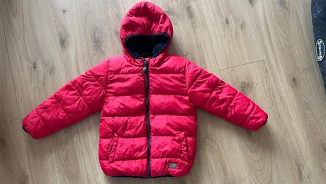 Velmi pekna tepla bunda next velkost 110, next,110