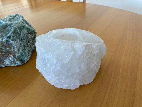 Svietniky z minerálov, 