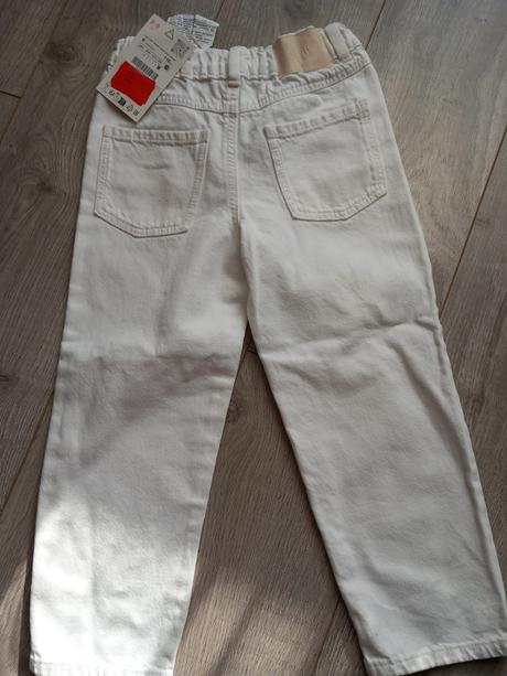 Biele rifle na 6 rokov, zara,116