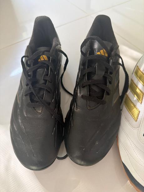 Kopačky a halovky 42a pol adidas, adidas,42