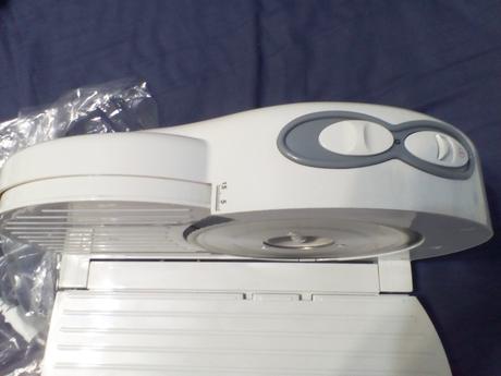 Elektricky krajac chleba, 