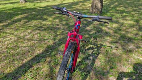 Bicykel cube 240, 24