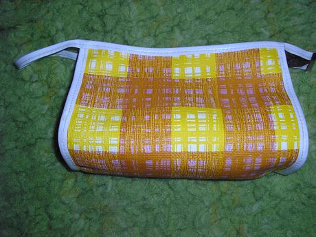 517. kozmetická taštička, 