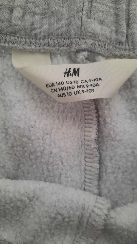 Sivé tepláky, h&m,140