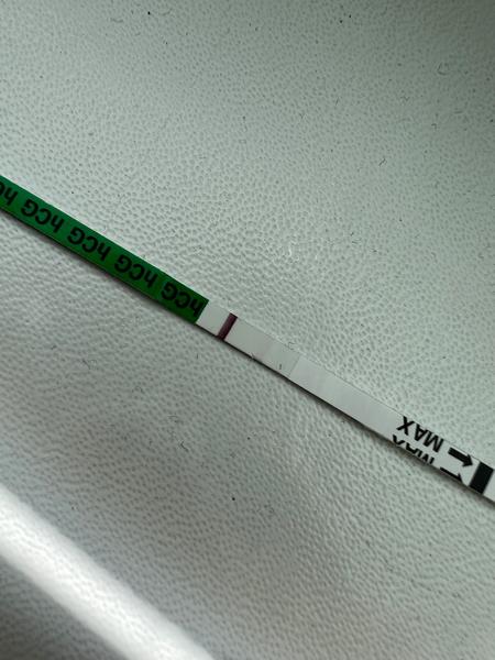 Vidieť slabú druhú čiarku?