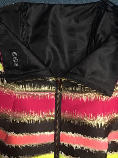 Nádherné dámske spoločenské šaty, s