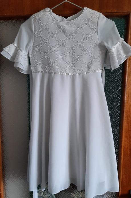 Slavnostne saty, 140