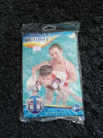 Rukávniky na plávanie,