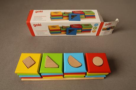 Goki drevená skladačka - triedenie farieb a tvarov,