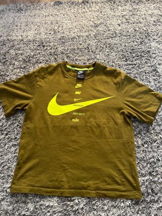 Nike swoosh tricko oversize, nike,m