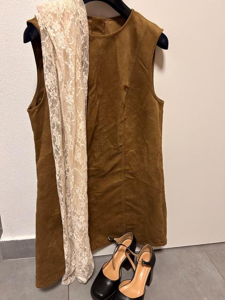 Elegantné topánky na hrubom opätku, humanic,38