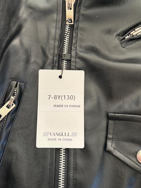 Koženková bundička, 128