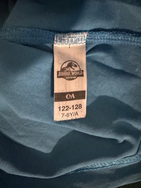 Tielko s dinosaurom, c&a,122