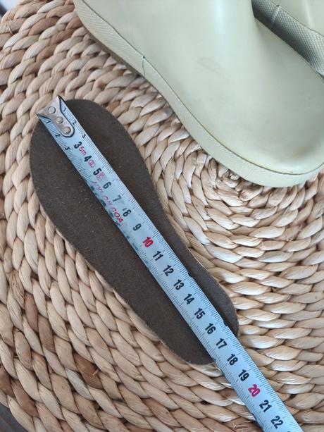 Gumáky reserved 27, reserved,27