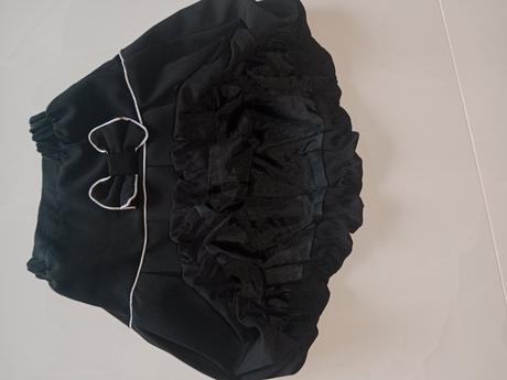 Dievčenská sukňa, 122