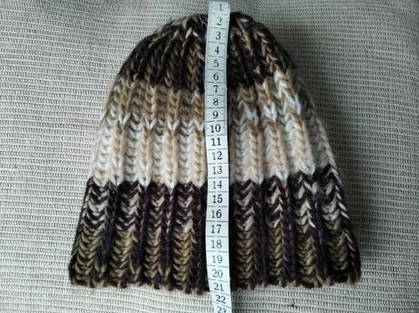 Čiapka, baby mac,104