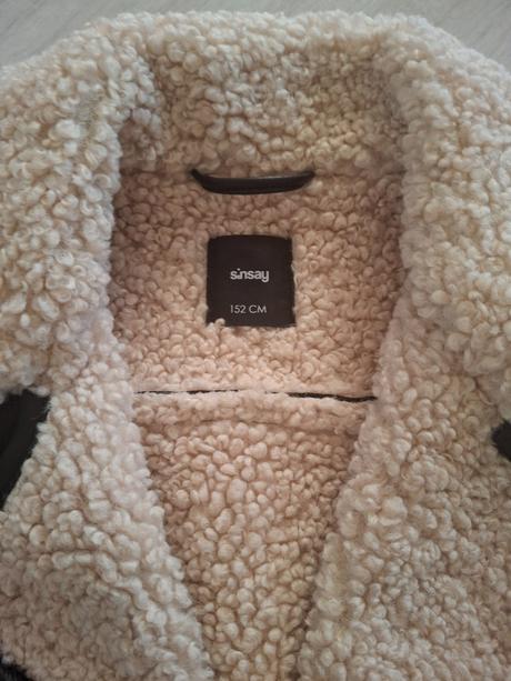 Koženková zateplená vesta, sinsay,146