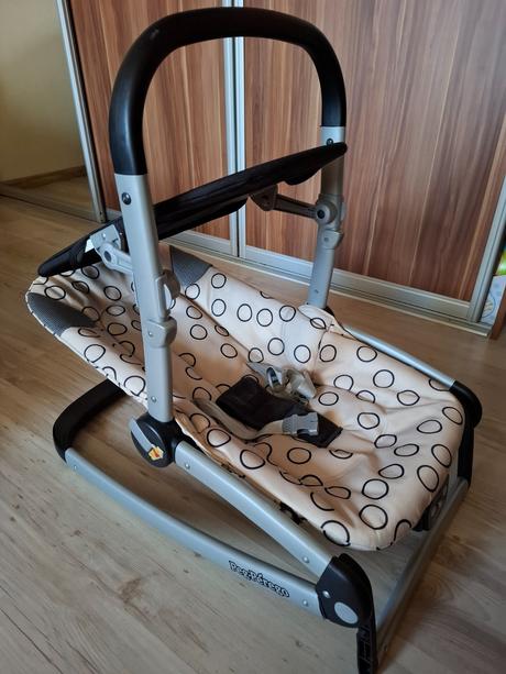 Polohovacie a hracie kresielko, 