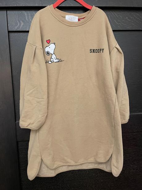 Teplakove šaty snoopy, zara,134