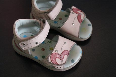 Pekné ružové celokožené sandálky, ecco,20