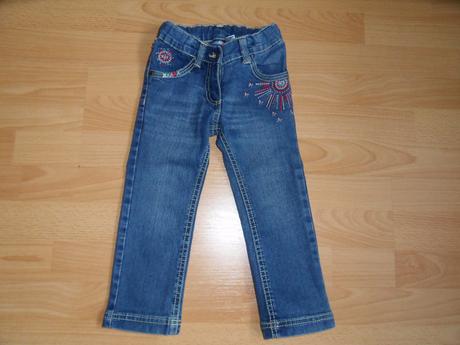 Rifličky s výšivkou, lupilu,92