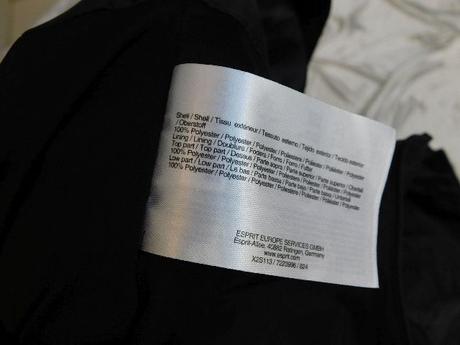 Pekne kvalitne saty, esprit,44