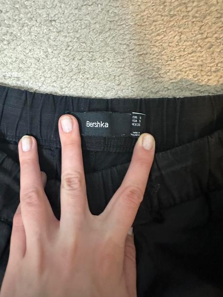 Nohavice, bershka,s