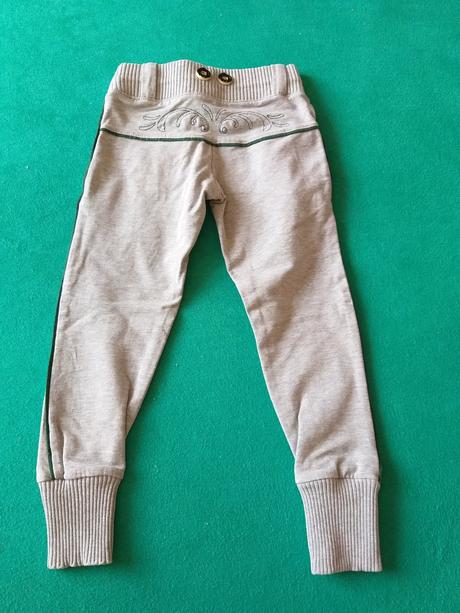 Štýlové tepláčiky, 116