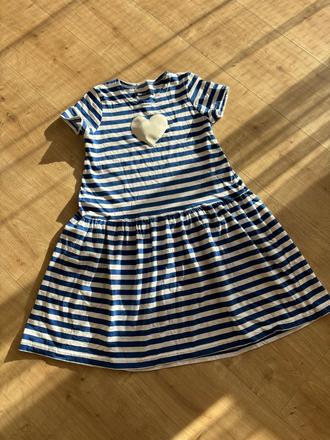 Šaty pískacie, 128