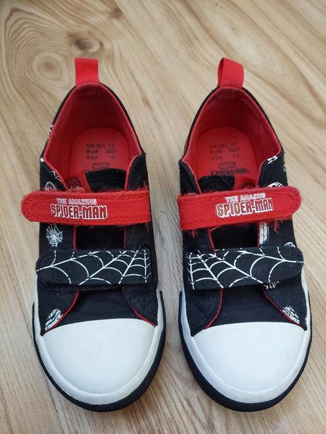 Tenisky spiderman, 30