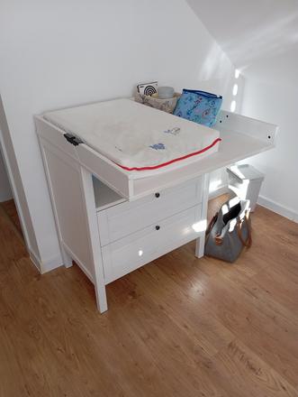 Prebalovacia komoda ikea, 