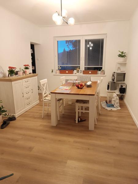 Ako vybrať jedálenský stôl a stoličky?