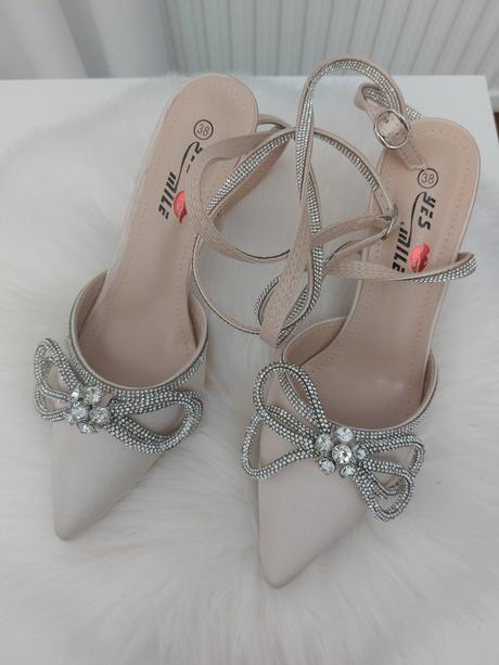 Dámske saténové sandále, 38