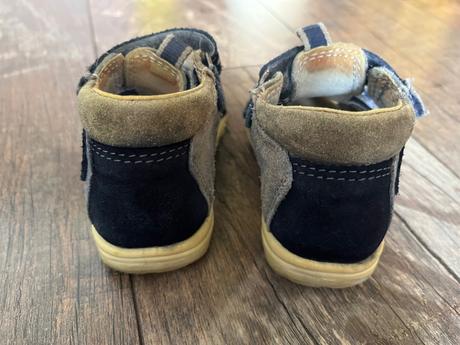 Sandalky, protetika,23