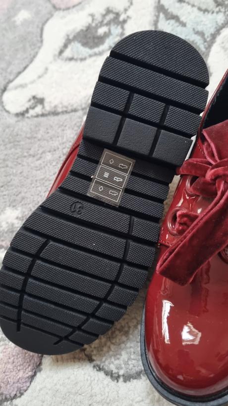 B3567 topánky, reserved,31