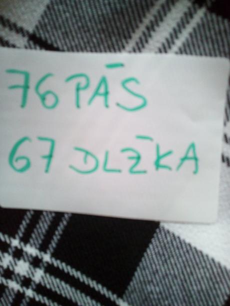 Pohodlna sukna, 38
