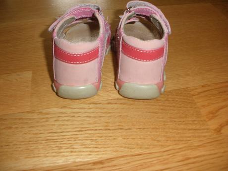 Pekné sandálky-s poštou, dr.punto,19