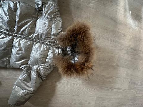 Zimna kombinéza, 74