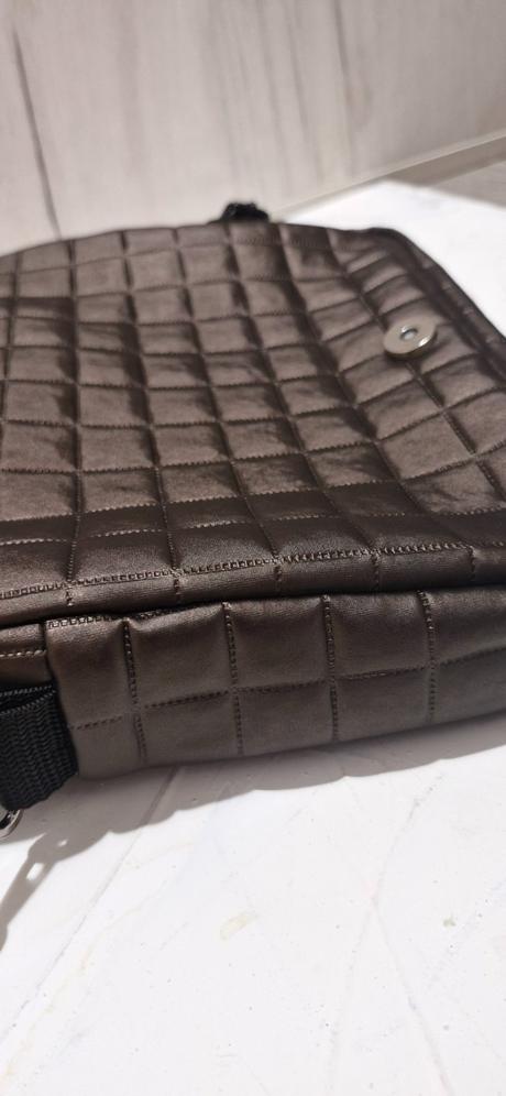Crossbody,
