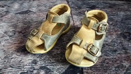 Celokožené sandálky, santé,22